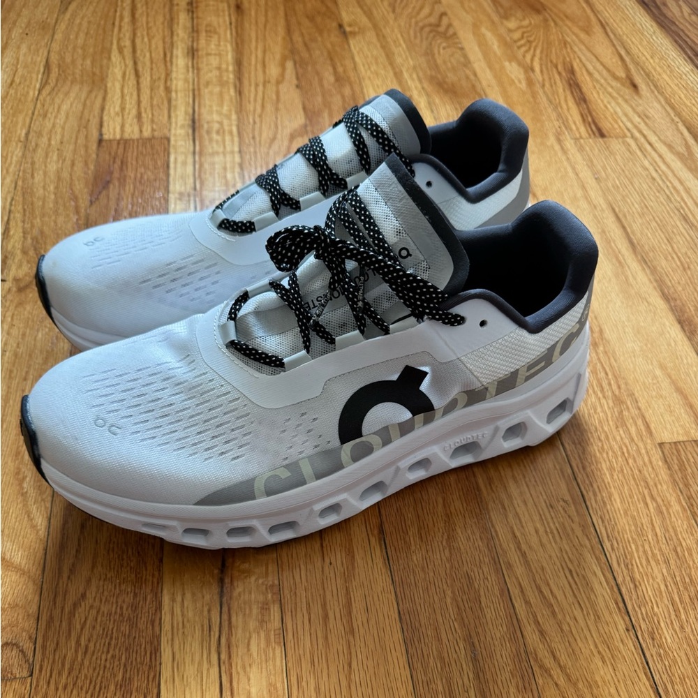 On-Cloudmonster 10M White/ Black